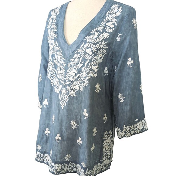 Saks Fifth Avenue Women's S/P Blue 100% Linen Embroidered V-neck Tunic Top - Picture 3 of 7